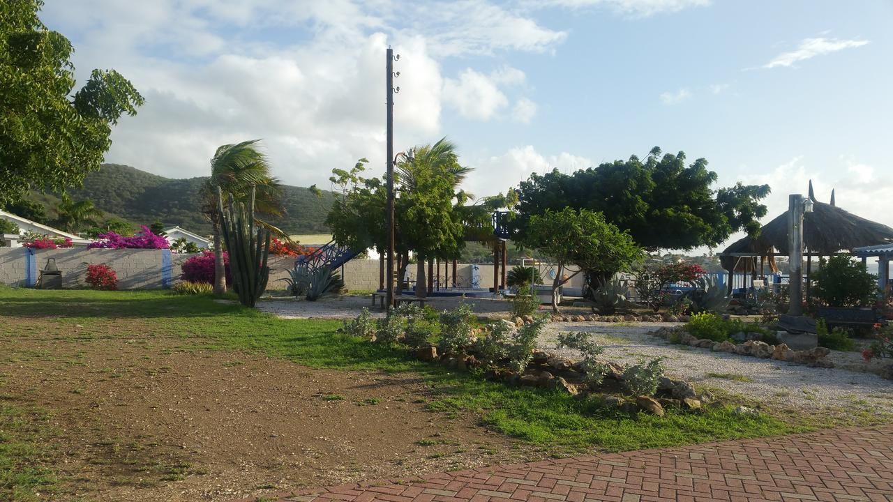 Las Olas Beach House Hotel Sabana Westpunt Esterno foto